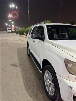 Toyota Sequoia